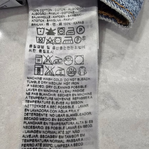 Levis 501 Original Womens Light Wash Distressed Cut Off Denim Shorts Patched - Picture 9 of 9